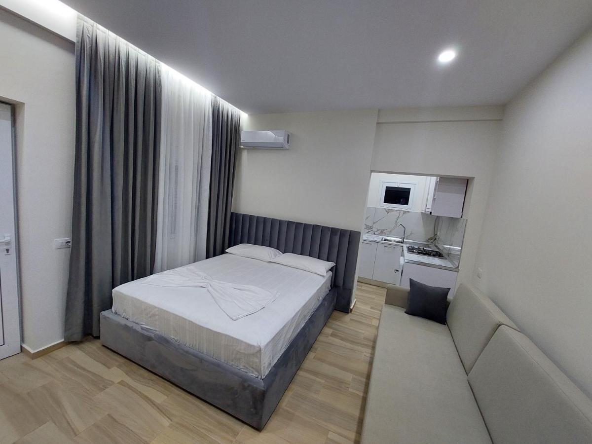 Sole Inn Vlorë Eksteriør billede
