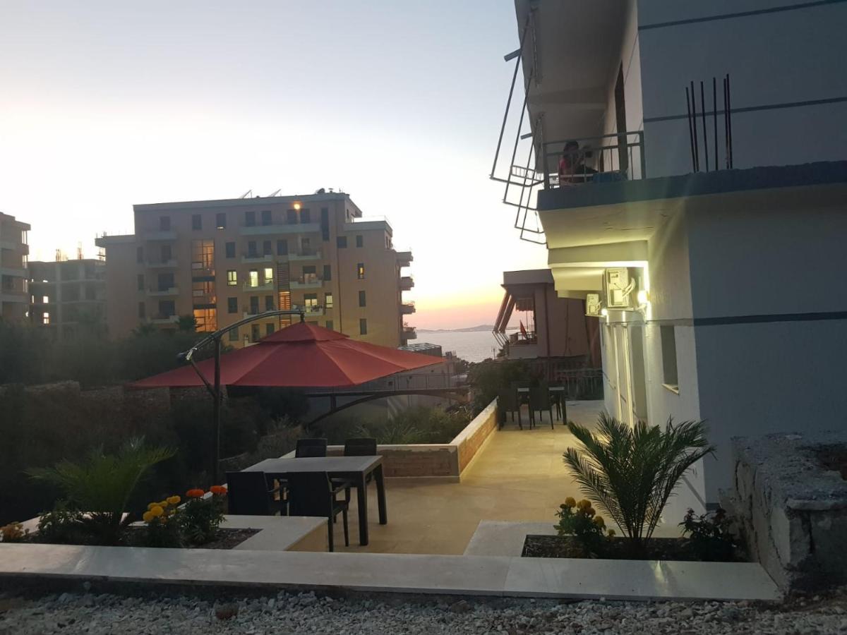 Sole Inn Vlorë Eksteriør billede