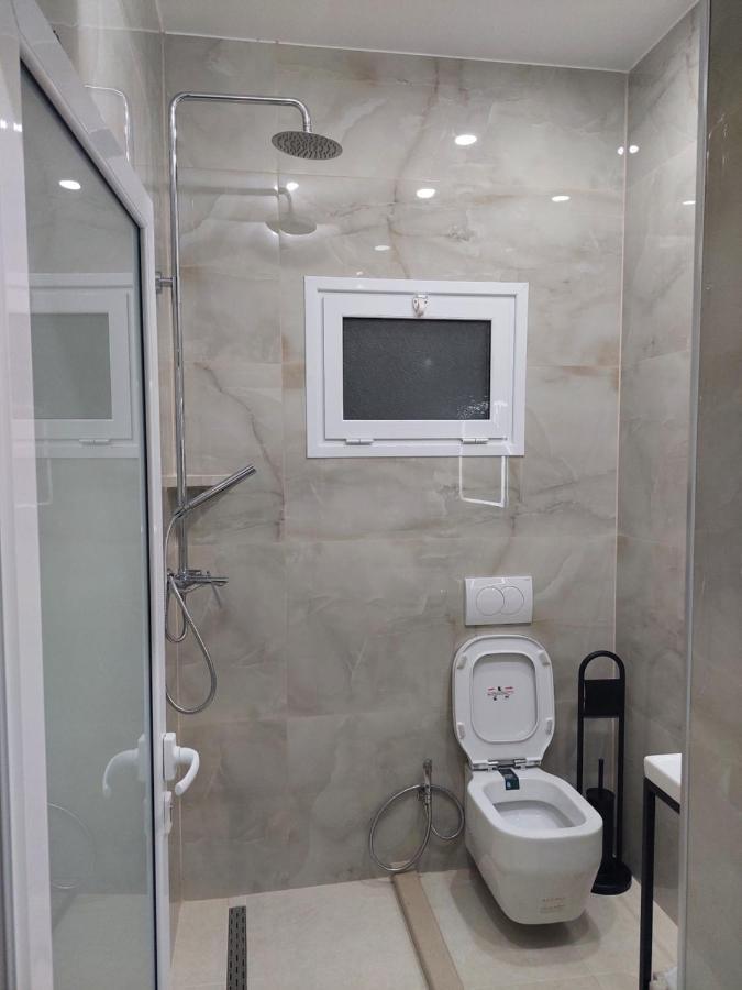 Sole Inn Vlorë Eksteriør billede