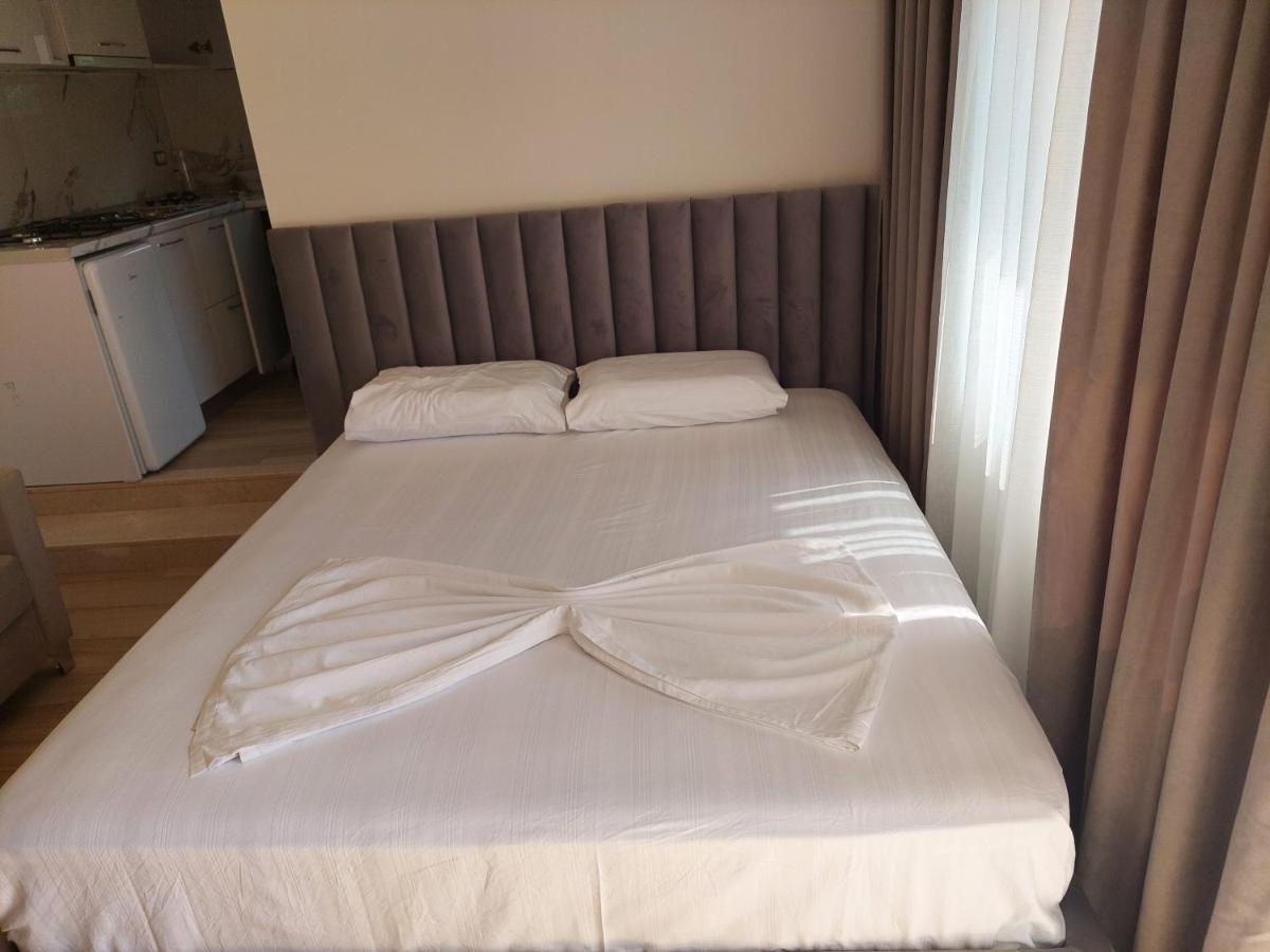 Sole Inn Vlorë Eksteriør billede