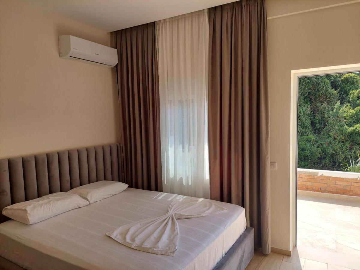 Sole Inn Vlorë Eksteriør billede